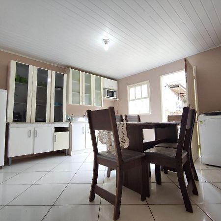 Casa De Fundos Na Praia Da Cal C Ar 托雷斯 外观 照片